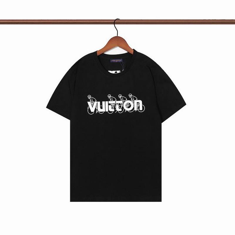 Louis Vuitton Men's T-shirts 173